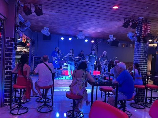 live music and beer bar jomtien